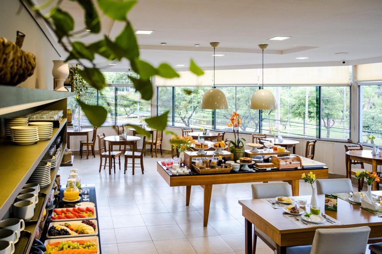 Vitoria Regia Hotel Bauru Exteriör bild